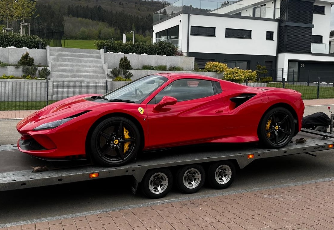Sportwagen Transport